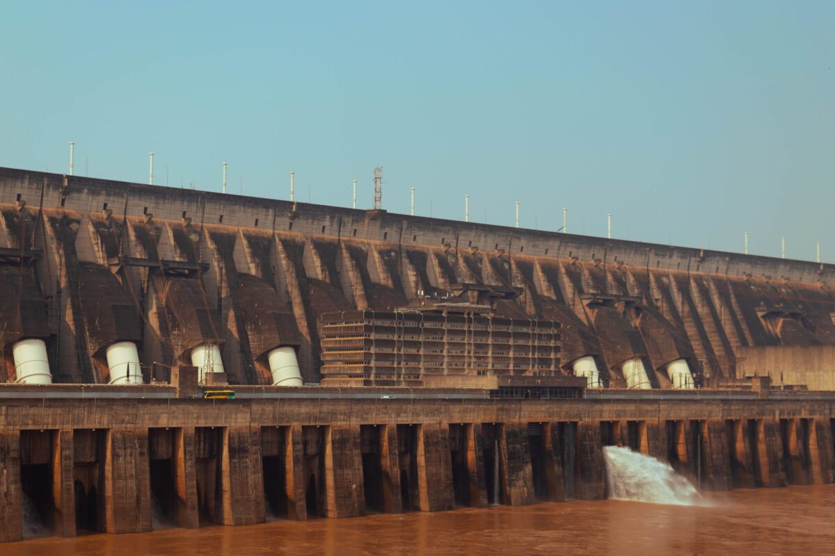 itaipu dam